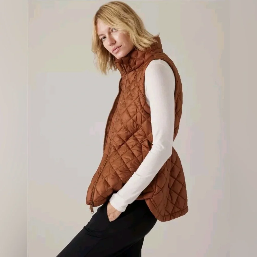 Athleta Whisper Featherless Vest Sequoia Brown - Picture 4 of 10